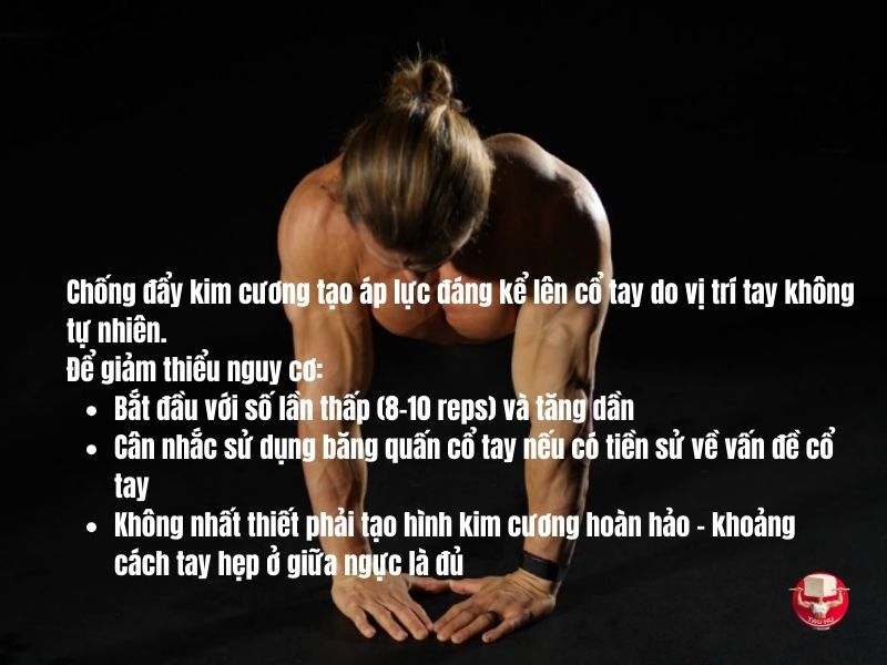 Hít đất kim cương gây áp lực lớn lên cổ tay