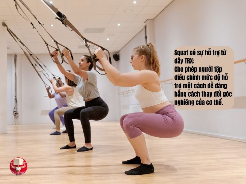 Dây TRX (Dây treo kháng lực) cung cấp một điểm tựa linh hoạt, giúp hỗ trợ xây dựng sức mạnh và sự tự tin một cách từ từ
